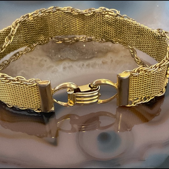 Vintage goldette gold mesh & chain flower bracelet - Picture 4 of 5